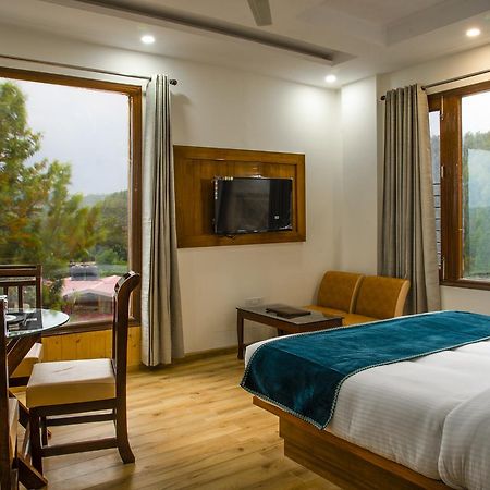 Jade Vine Resort Shimla Exteriör bild